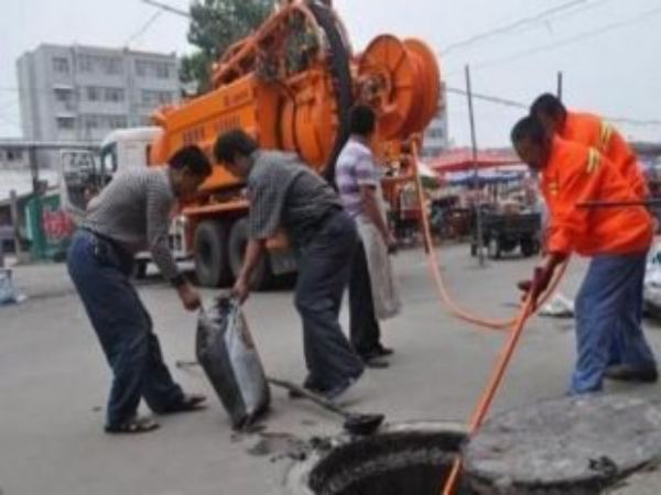 云岩区下水道堵塞疏通（贵阳市云岩区通下水道电话）